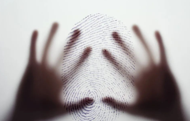 先天性白內(nèi)障