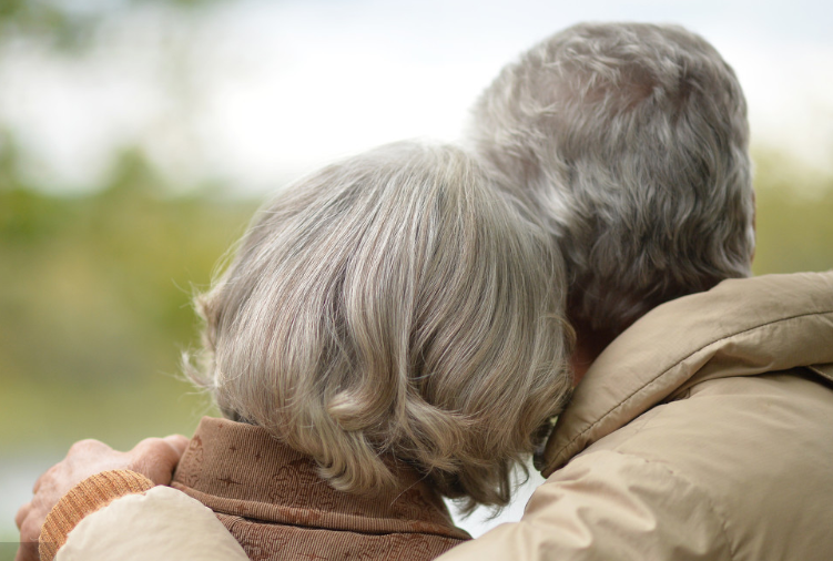 白內(nèi)障手術(shù)